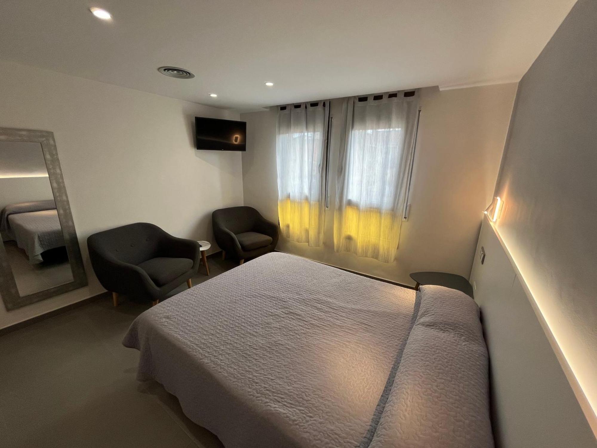 Hostal Tarres Angles Room photo